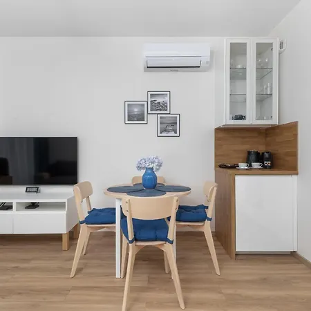 Nowoczesny Z Parkingiem Nowa Letnica By Renters Prestige Gdańsk